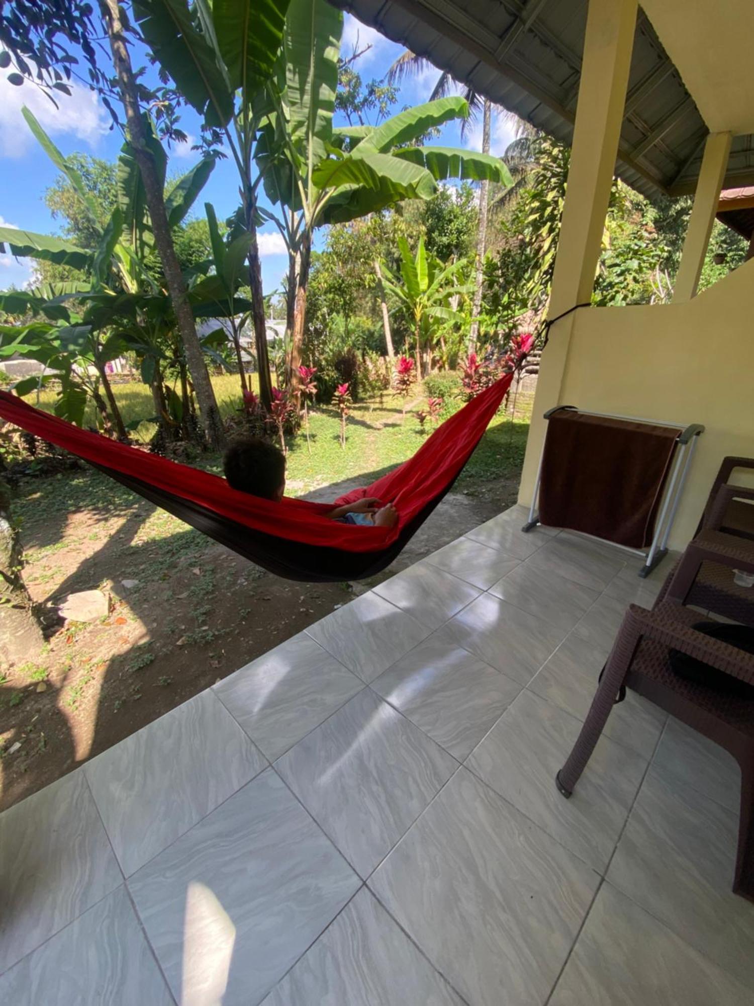 Pondok Rinjani Bungalow Тетебату Экстерьер фото
